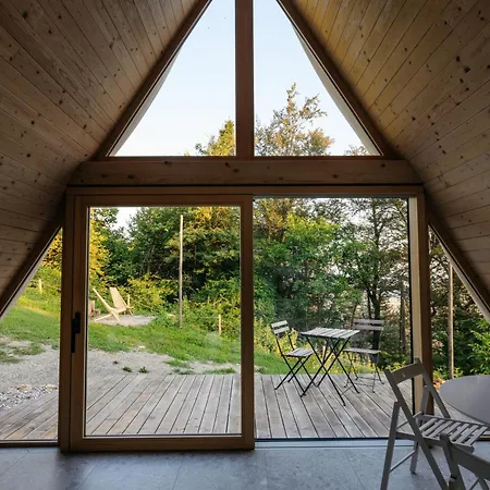 Cozy A-frame Retreat Near Ljubljana With Hot Tub Шале *